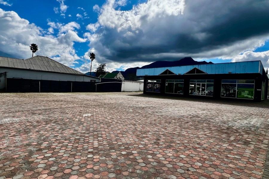  Bedroom Property for Sale in Dormehls Drift Western Cape